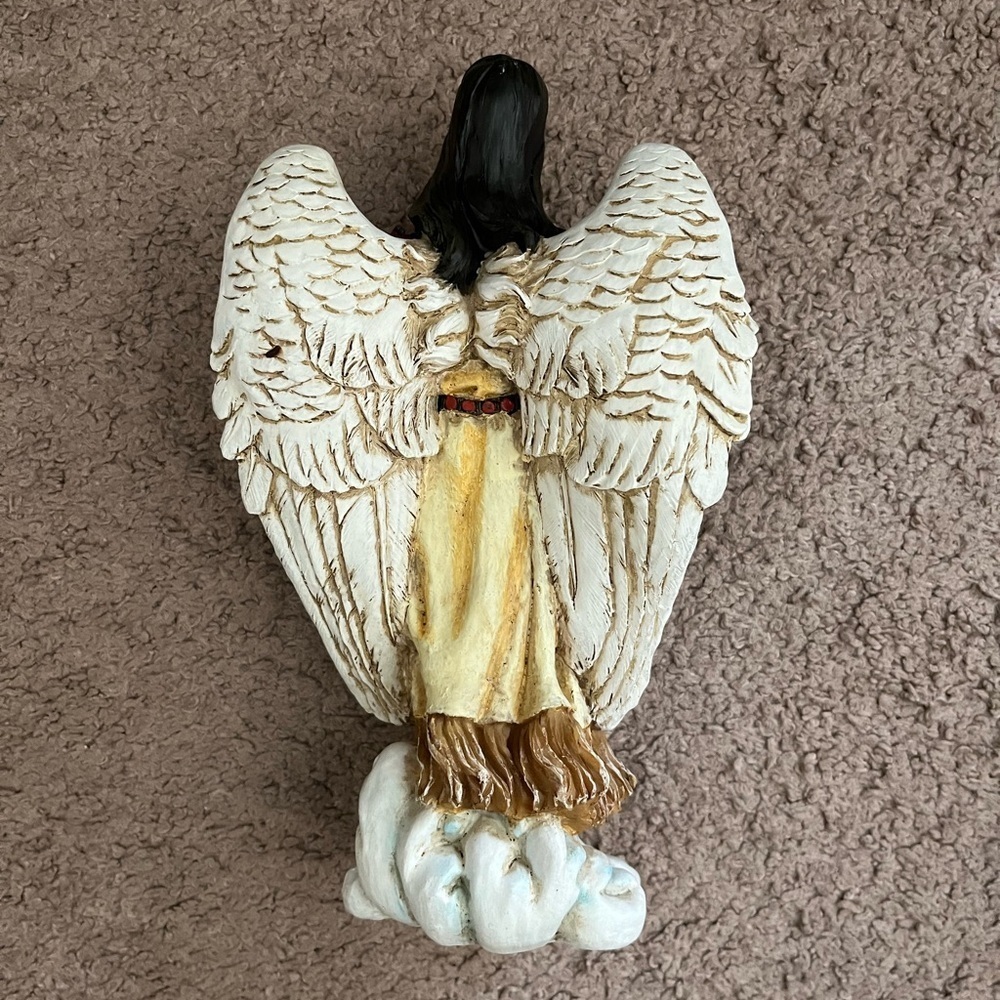 Native American Angel Figurine Statue - Picture 6 of 7
